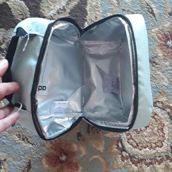 4x*Host Pick*Adidas lunch bag - Picture 6 of 8